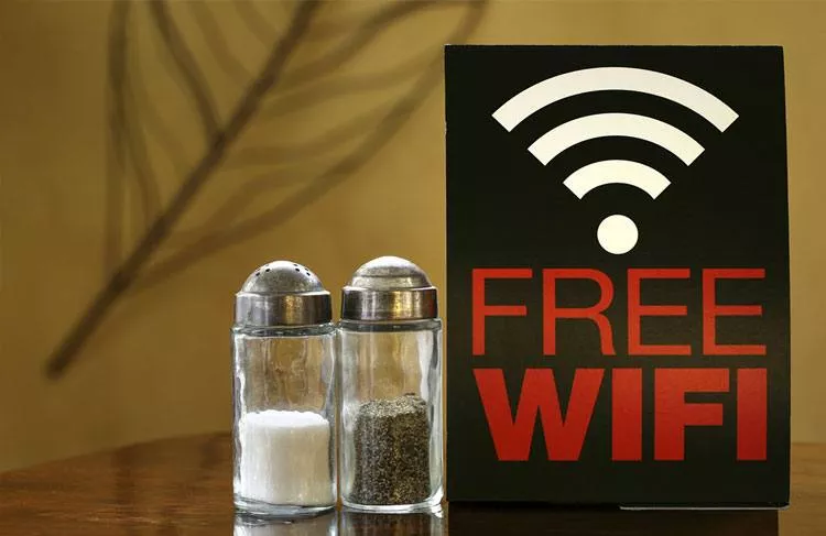 This experiment shows how dangerous it is to use public wifi